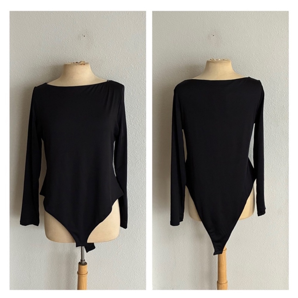 ❤️$10 H&M black bodysuit
